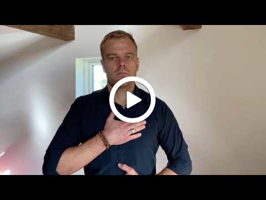 Traekker du vejret med maven eller med brystet